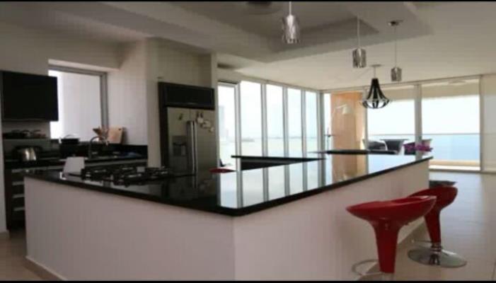 Rivage, Avenida Balboa