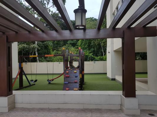 Met View Tower, apartment