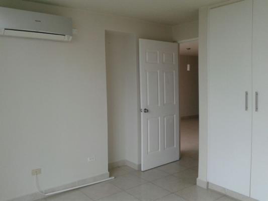 Splendor by the Park, Metropolitan Area