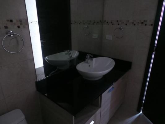 Grand Tower, Punta Pacifica