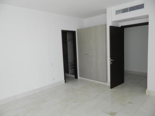 Grand Tower, Punta Pacifica