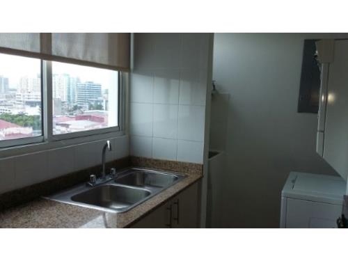 Crystal blue, Área Metropolitana