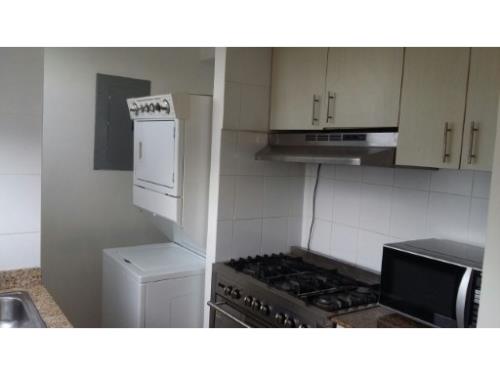 Crystal blue, Área Metropolitana