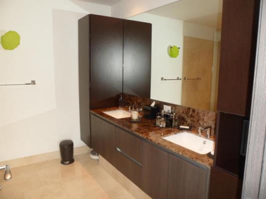 Trump Tower, Área Metropolitana