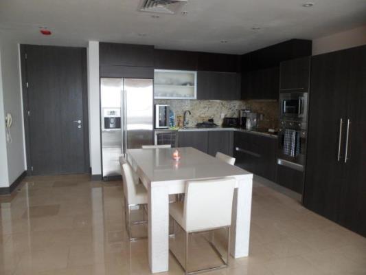 Trump Tower, Área Metropolitana