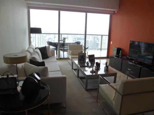 Trump Tower, Área Metropolitana