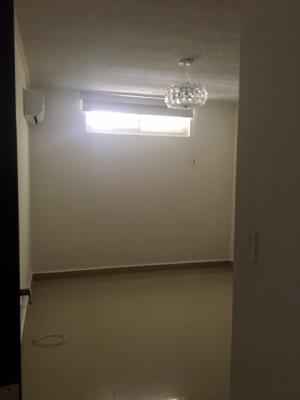 Altamira Gardens, apartment