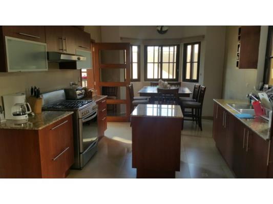 El Doral , Juan Diaz