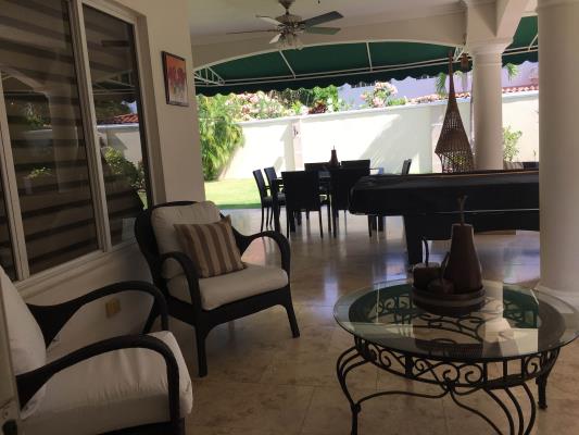 Costa Azul, Metropolitan Area