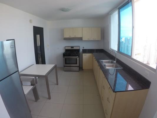 Serenity at the bay, Panama