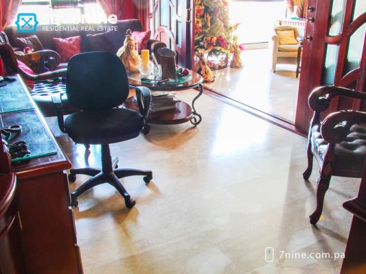 Golden Palace, Punta Paitilla