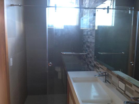 Marbella 47, Obarrio