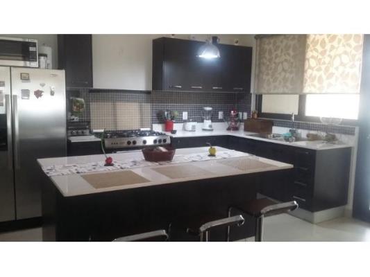 River Valley, apartment