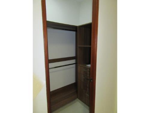 River Valley, apartment