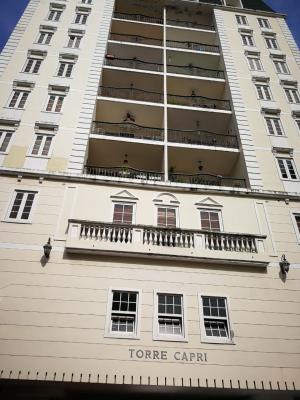 Torre Capri, apartment