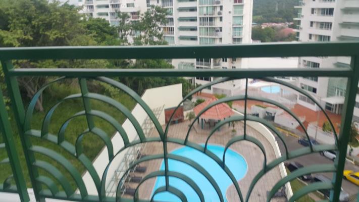 Belview Towers, apartment