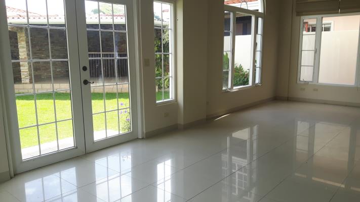 , Amelia Denis De Icaza