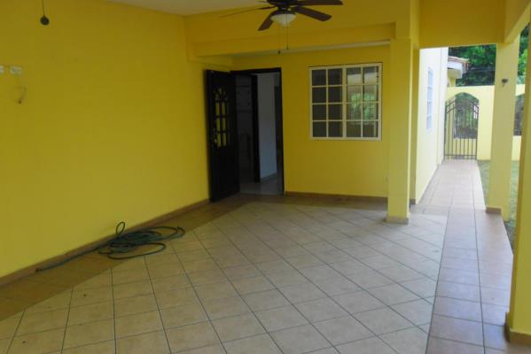 , Amelia Denis De Icaza