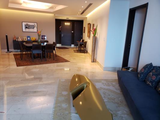 Grand Tower, Área Metropolitana