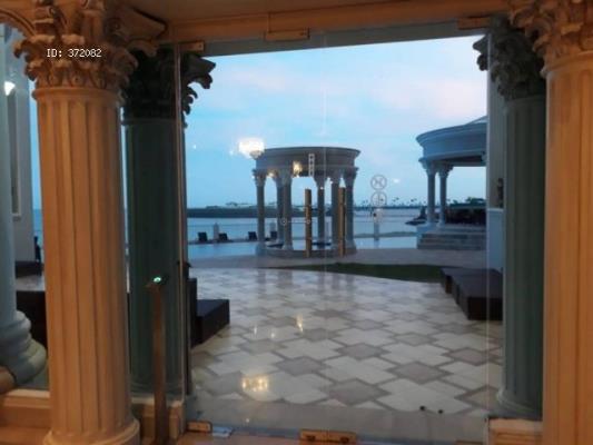 Venetian Tower, Área Metropolitana