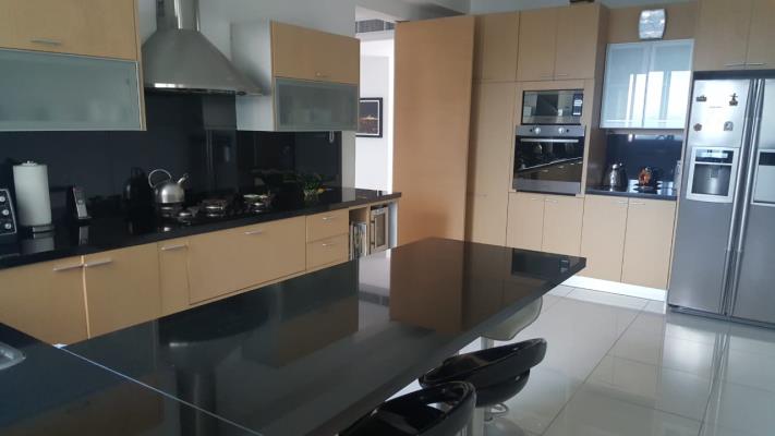 Altamar del Este, Área Metropolitana