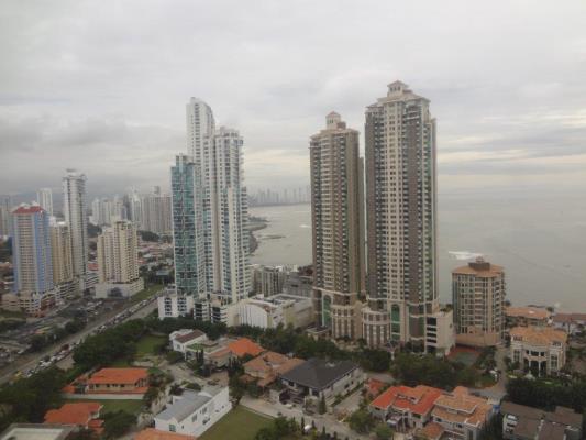 Pacific View, Área Metropolitana