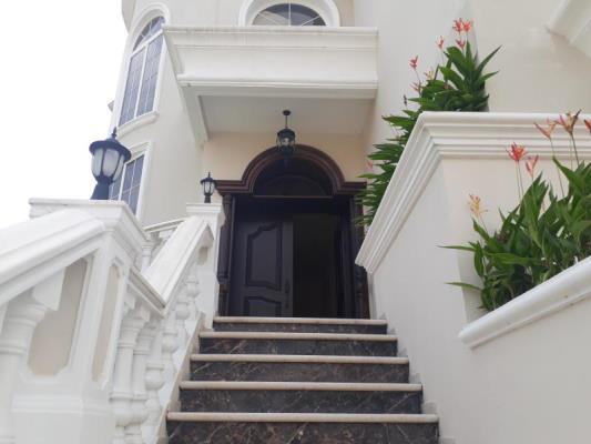 , Amelia Denis De Icaza