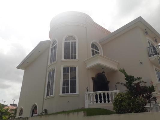 , Amelia Denis De Icaza