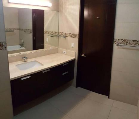 Oceanaire, Área Metropolitana