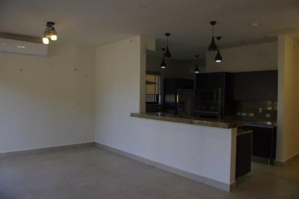 Embassy Club Garden, apartamento