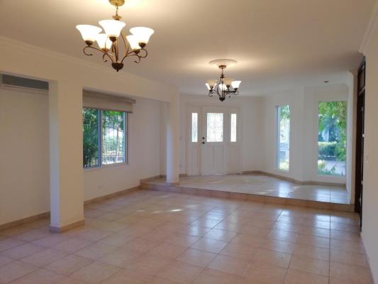 , Casa en alquiler en Costa del Este | P1691991