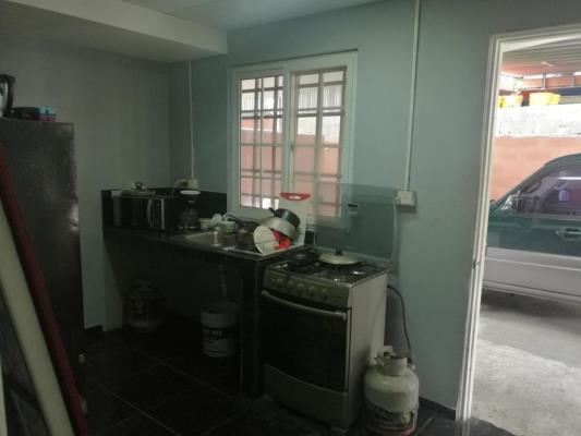 , Casa en alquiler en Barrio Colón | P1695610