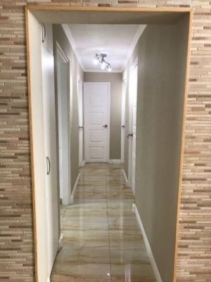 Victoria Tower , Obarrio