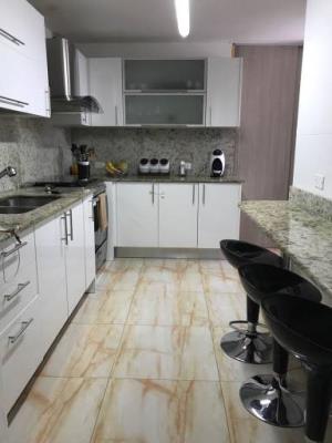 Victoria Tower , Obarrio