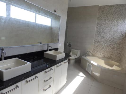 , Área Metropolitana