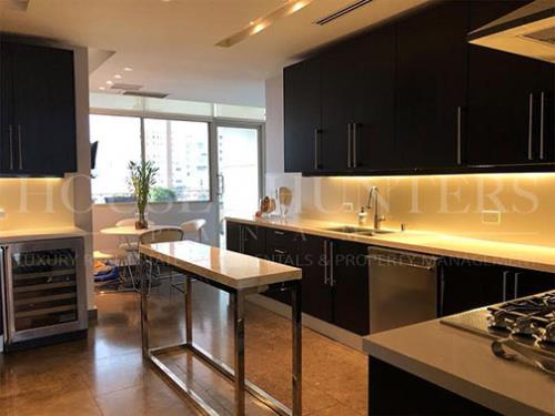 Pacific Point , apartamento