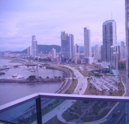 Bayfront  Tower, Área Metropolitana