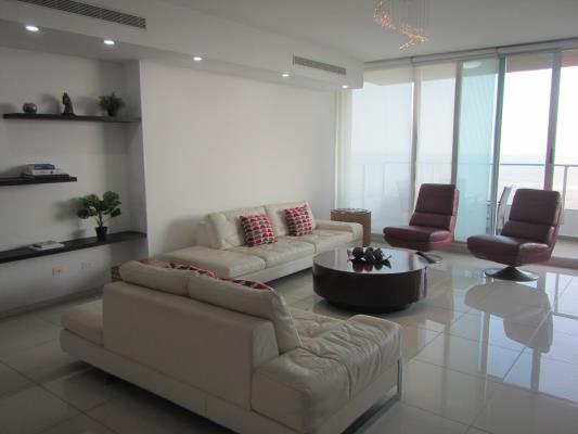 Altamar del Este, Área Metropolitana