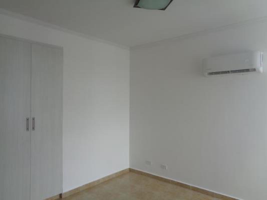 Cosmopolitan Towers, Apartamento en alquiler en Pueblo Nuevo | Cosmopolitan Towers -  P1791874