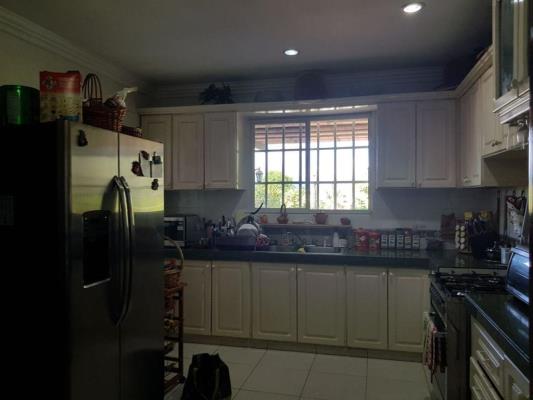 , Casa en alquiler en Las Cumbres | P1816934