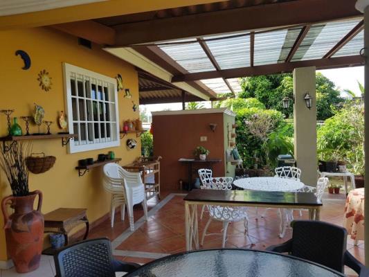 , Casa en alquiler en Las Cumbres | P1816934