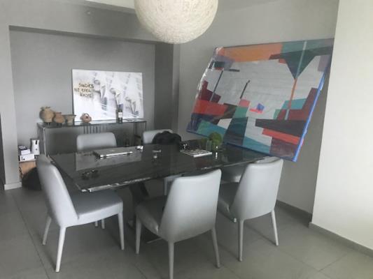 Yacht Club, Área Metropolitana