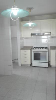 Plaza Real , Área Metropolitana