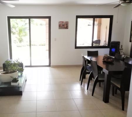 Residencial Versalles, Casa en alquiler en Juan Diaz | Residencial Versalles -  P1851696