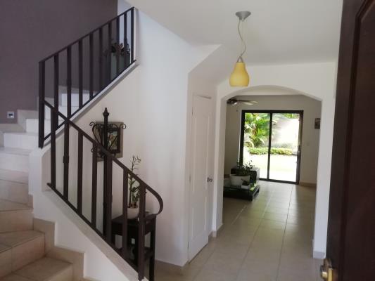 Residencial Versalles, Juan Diaz