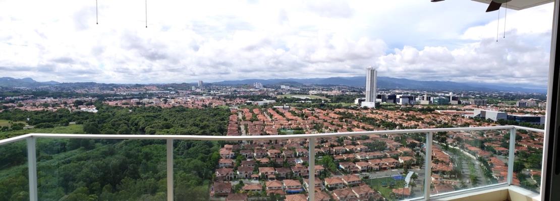 Breeze, Costa del Este