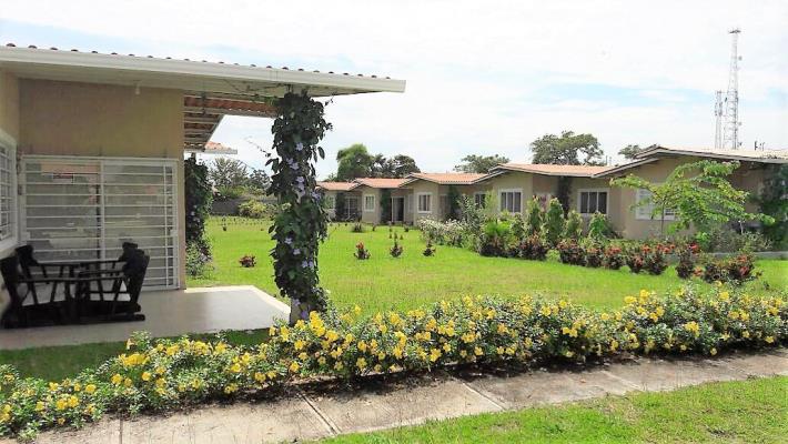 , Casa en alquiler en Nueva Gorgona | P1885968