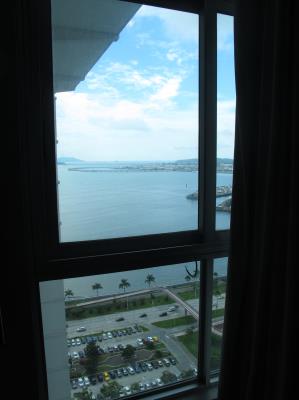 Bayfront  Tower, apartamento