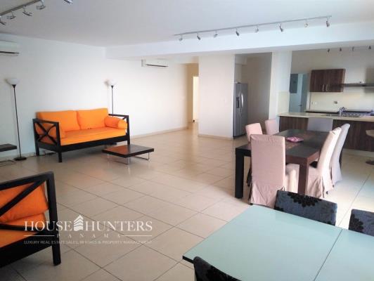 Oasis on the Bay, Área Metropolitana