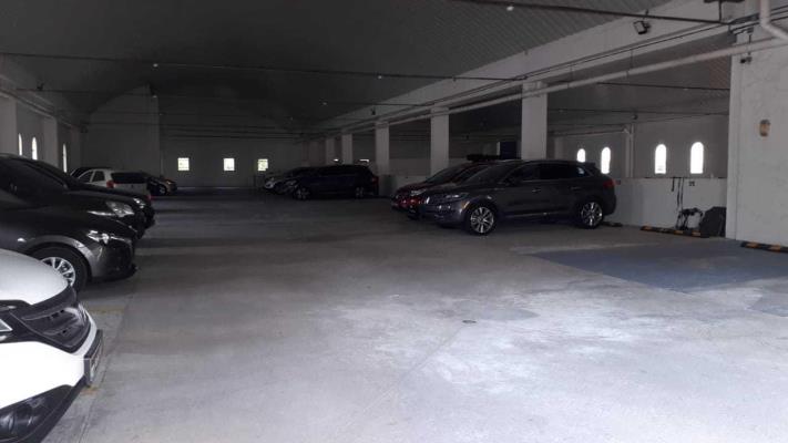 Embassy  Village, apartamento